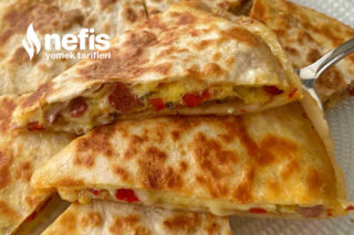 Kahvaltılık Lavaş Arası Pizza Tarifi